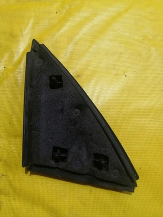 Уголок двери внутренний, TOYOTA, CAMRY, CV30, 2C-T, 1990, F, R