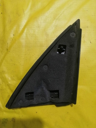Уголок двери внутренний, TOYOTA, CAMRY, CV30, 2C-T, 1990, F, L