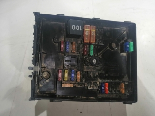 Блок предохранителей, SKODA, YETI, 0F0F, CBZB TSI, 2012, 8L061112