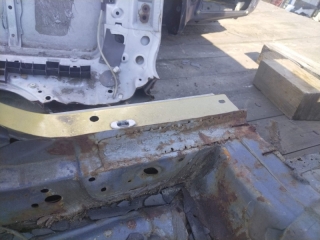 Порог со средней стойкой, NISSAN, BLUEBIRD, HNU13, SR20DE, 1992, R