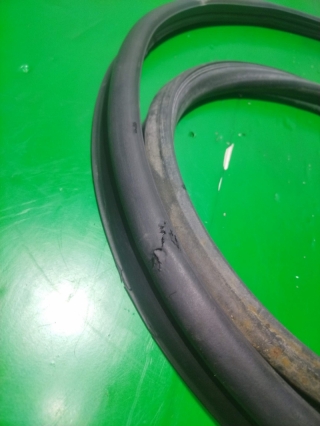 Уплотнитель двери, MERCEDES BENZ, E-CLASS, W211, M112913, 2002, R, R