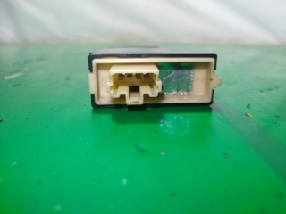Кнопка обогрева заднего стекла, MITSUBISHI, CHARIOT, N43W, 4G63, 1996