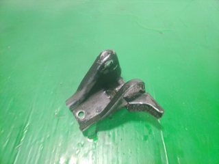 Крепление опоры двигателя, MITSUBISHI, MIRAGE, CB3A, 4G91, 1993, R, нижнее