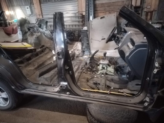 Порог со средней стойкой, KIA, SPORTAGE, KM, D4EA, 2006, R