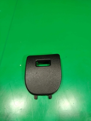 Крышка блока предохранителей