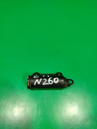 Амортизатор бардачка