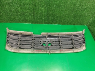 Решетка радиатора, TOYOTA, LAND CRUISER 100, UZJ100, 2UZ-FE, 2000