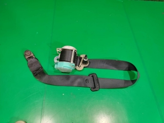 Ремень безопасности