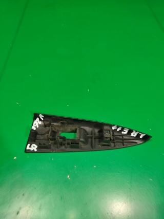 Накладка кнопки стеклоподъемника