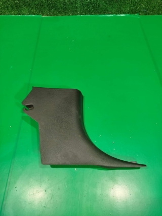 Накладка на стойку