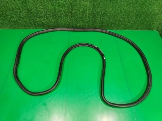 Уплотнитель дверного проема