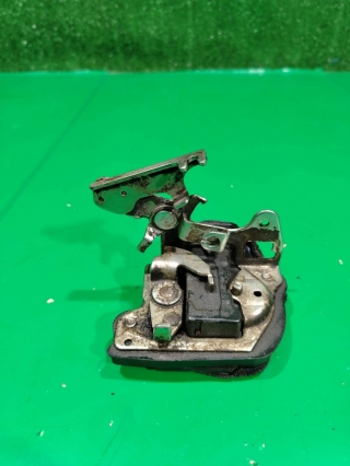 Замок двери багажника, TOYOTA, LAND CRUISER 100, UZJ100, 2UZ-FE, 2000