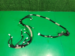 Проводка двери багажника