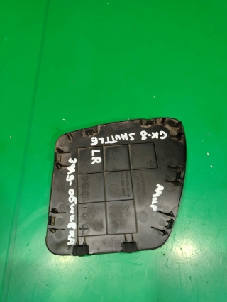 Крышка обшивки багажника