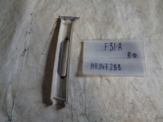 Накладка на стойку, MITSUBISHI, DIAMANT, F31A, 6G73, 1996, R, верх, MR147288