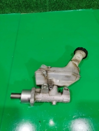 Главный тормозной цилиндр