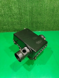 Корпус воздушного фильтра, TOYOTA, LAND CRUISER 100, UZJ100, 2UZ-FE, 2000