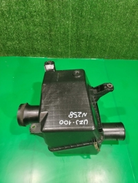 Корпус воздушного фильтра, TOYOTA, LAND CRUISER 100, UZJ100, 2UZ-FE, 2000