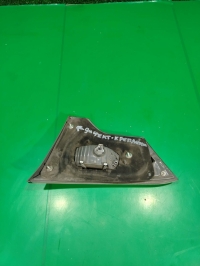 Фонарь в дверь багажника